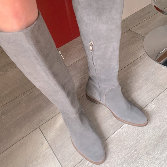 UGG Shoes - Beautiful UGG Boots